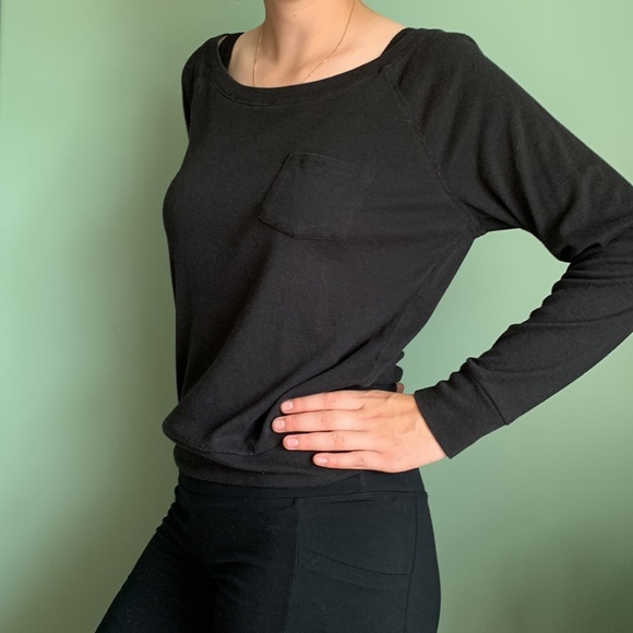 Black long sleeve Ballerina style tee - Picture 3 of 6